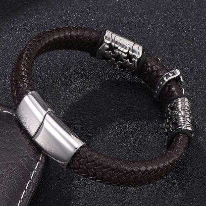 Bracelet en Cuir avec Croix Médiévale – Image 3